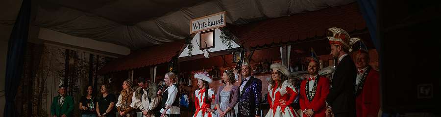 Klicken um die Schaltflächen zu zeigen oder zu verbergen