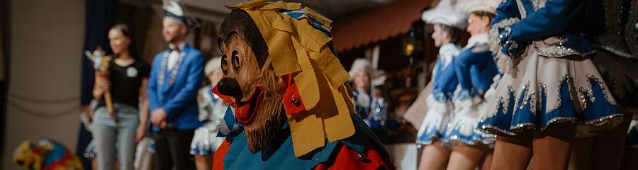 Klicken um die Schaltflächen zu zeigen oder zu verbergen