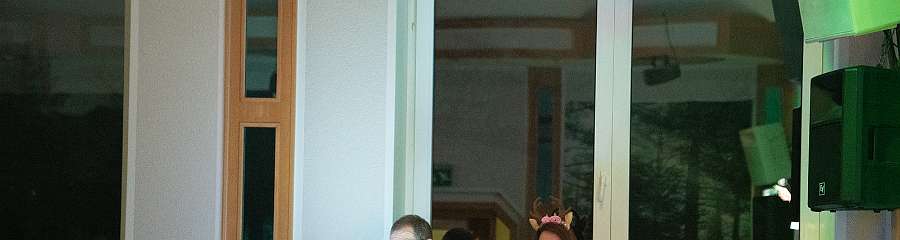 Klicken um die Schaltflächen zu zeigen oder zu verbergen