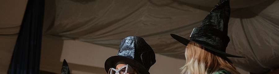 Klicken um die Schaltflächen zu zeigen oder zu verbergen