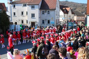 1. Straßenfasching (79)