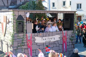 1. Straßenfasching (84)